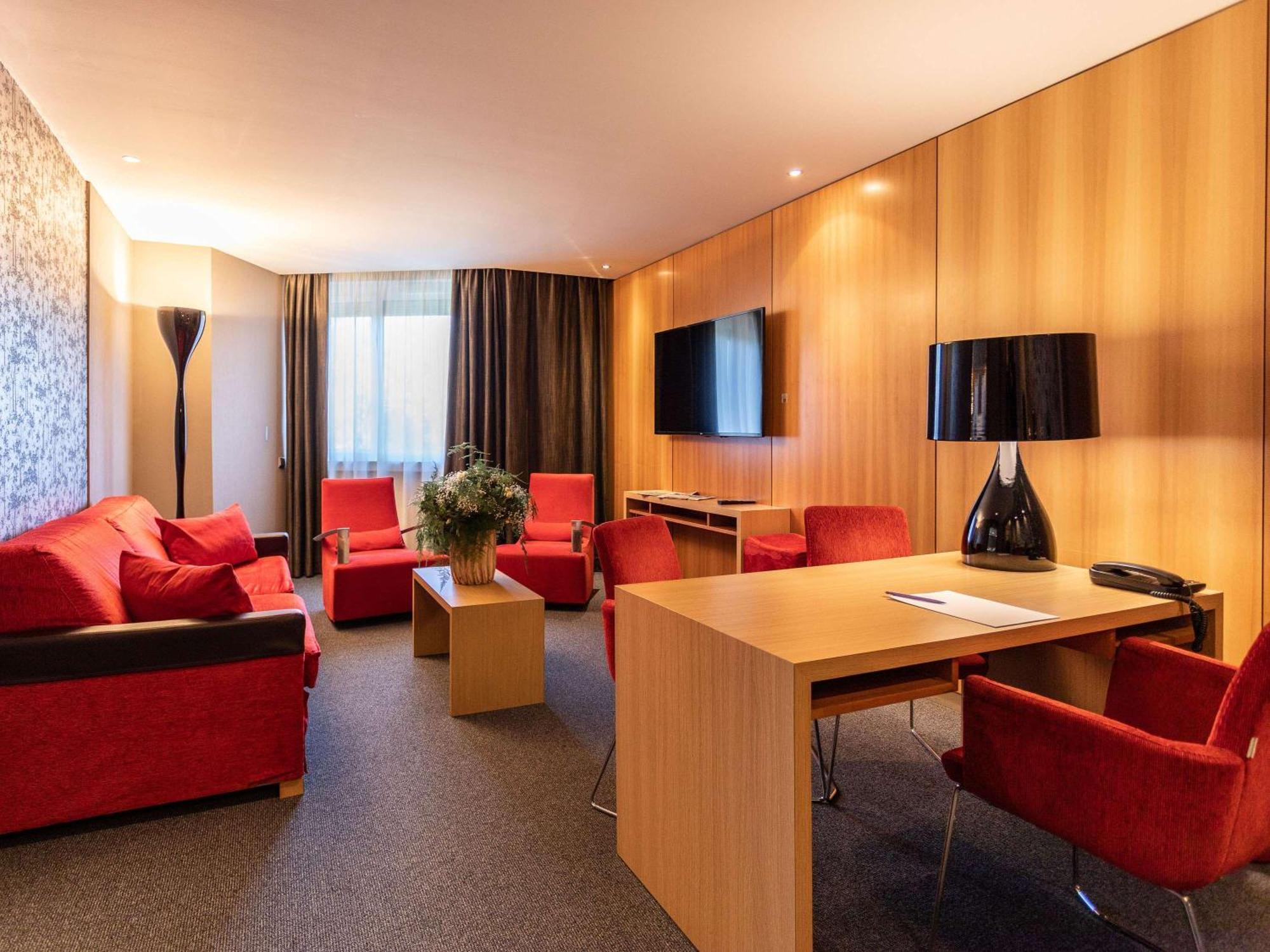Novotel Valence Sud Exterior photo